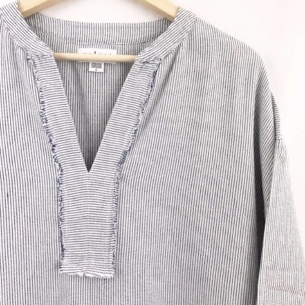 VELVET BY GRAHAM & SPENCER Drinn Split Neck Top - Picture 2 of 8